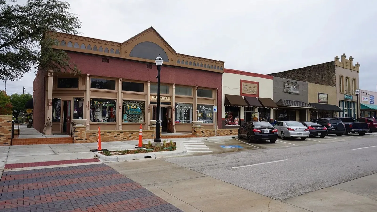 Historic downtown Rockwall, TX storefronts